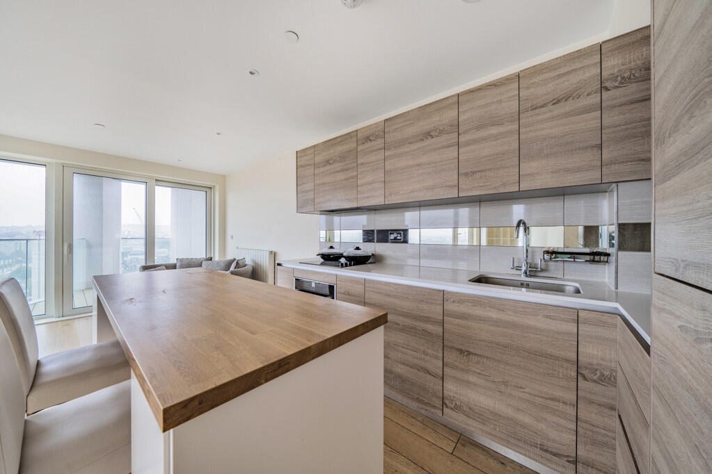 Apartment in London - View 3