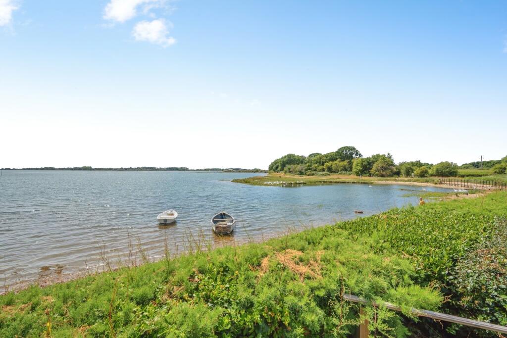 Main image of property: Maisemore Gardens, Emsworth, Hampshire, PO10