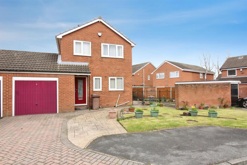 Main image of property: Oakdale Meadow, Skelton Woods, Leeds 14
