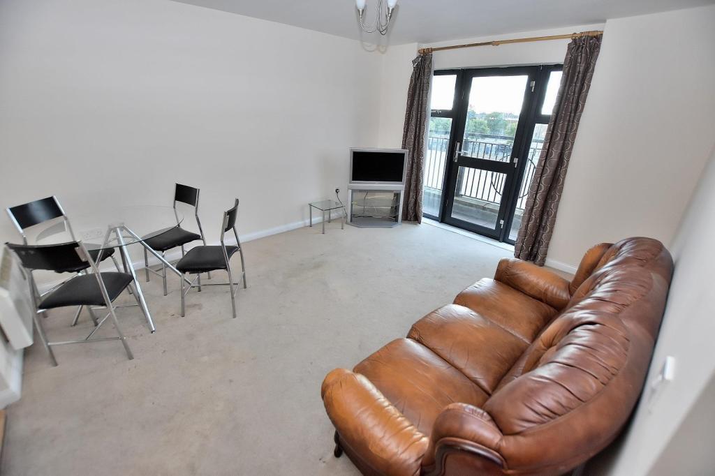 Apartment in Wolverhampton - View 4