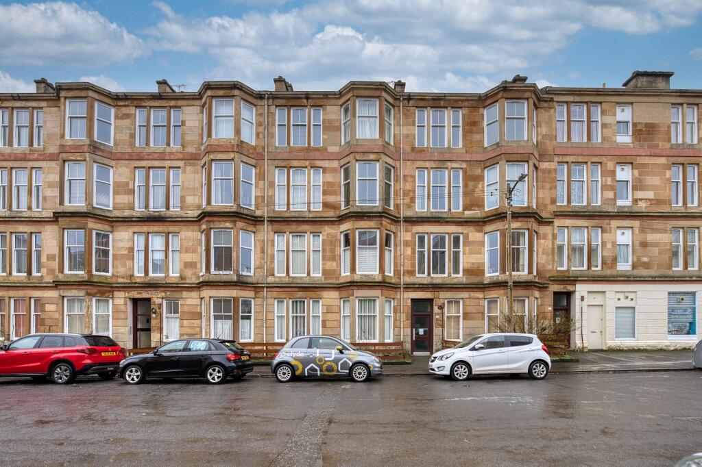 Main image of property: 86 Cumming Drive, Flat 3/1, Mount Florida, Glasgow, G42 9BN