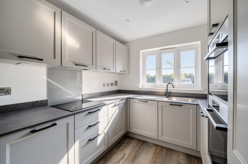 House in Brighton - View 2