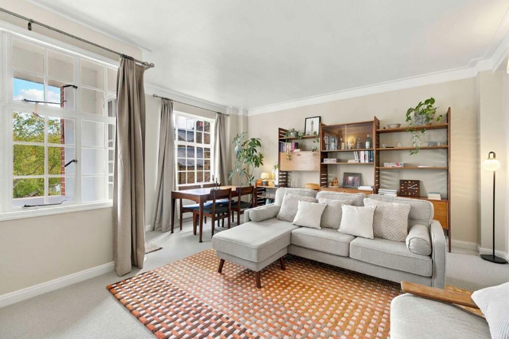 Apartment in London - View 3