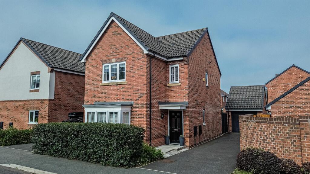 Main image of property: Lakenheath Crescent, Great Sankey, Warrington