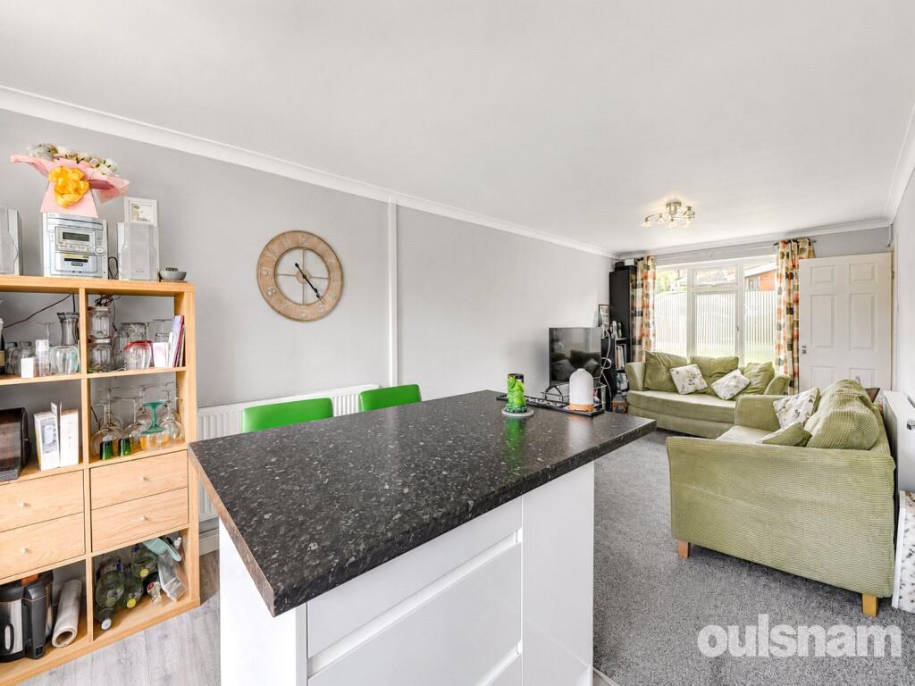 Ledwych Road, Droitwich, Worcestershire, WR9 - More