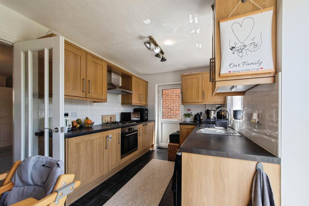 House in North Kesteven, Sleaford - More