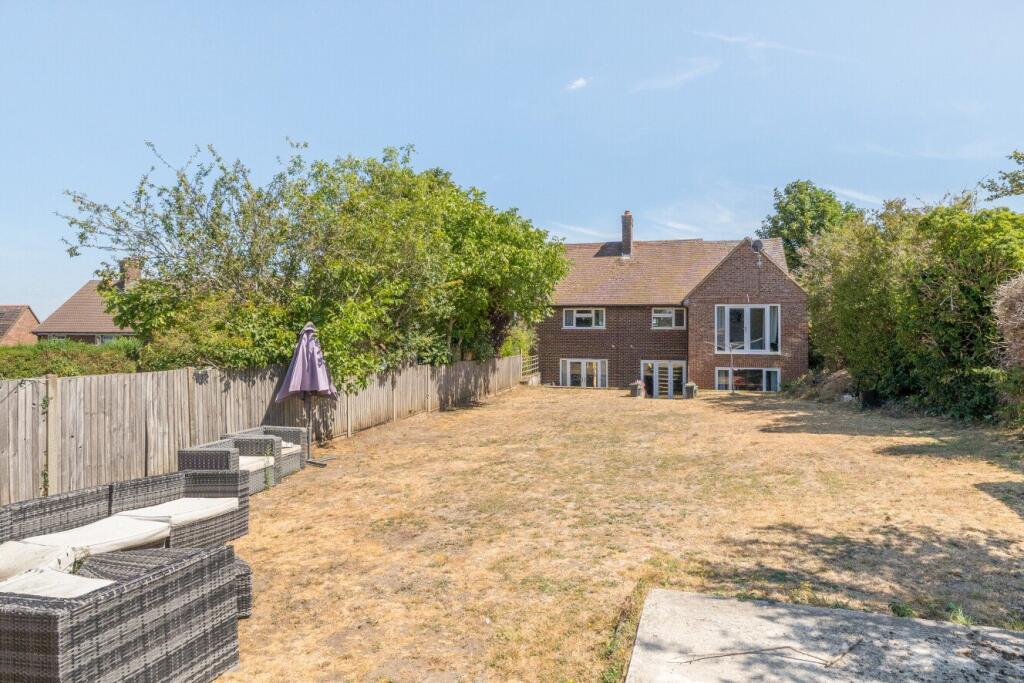 Layhams Road, West Wickham, BR4