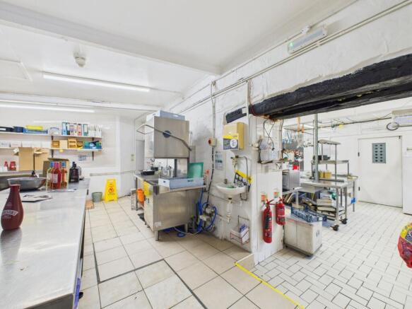 Kitchen 1