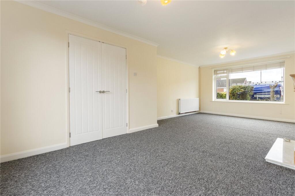 House in Grimsby, Wybers Wood - View 5