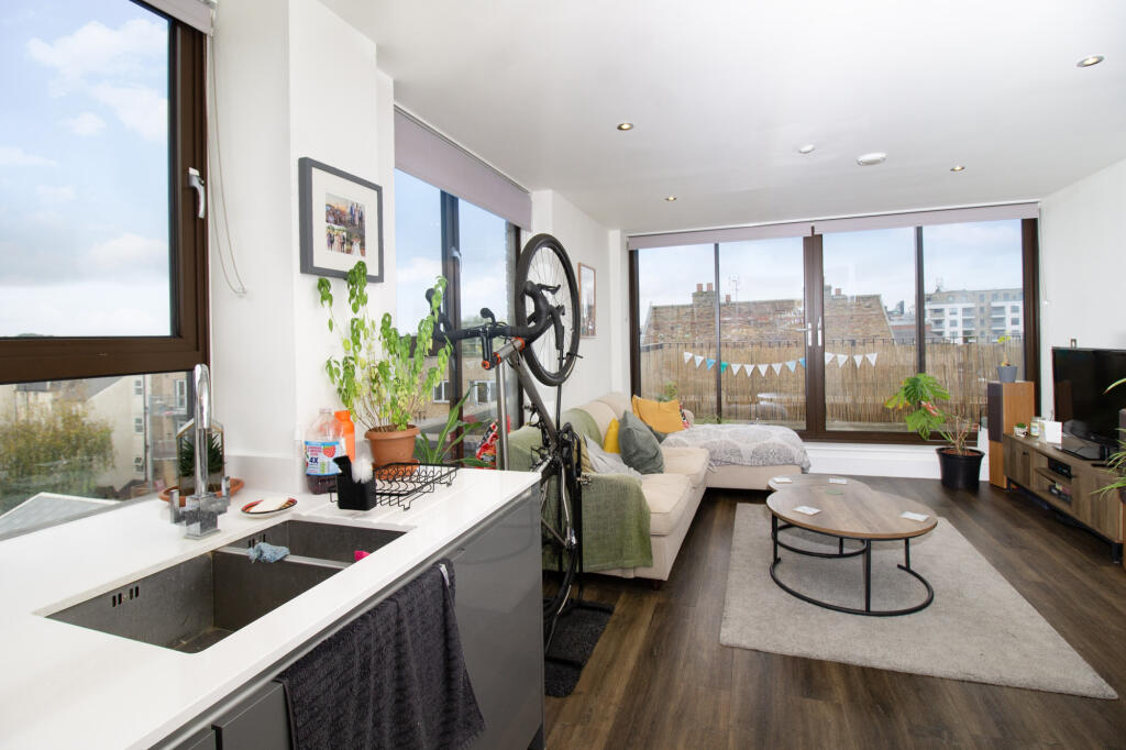 Main image of property: Rye Lane, Peckham, SE15