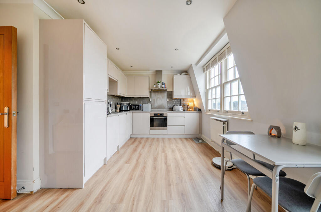 Main image of property: Wilmington House, Church Walk, Wilmington, Kent, DA2