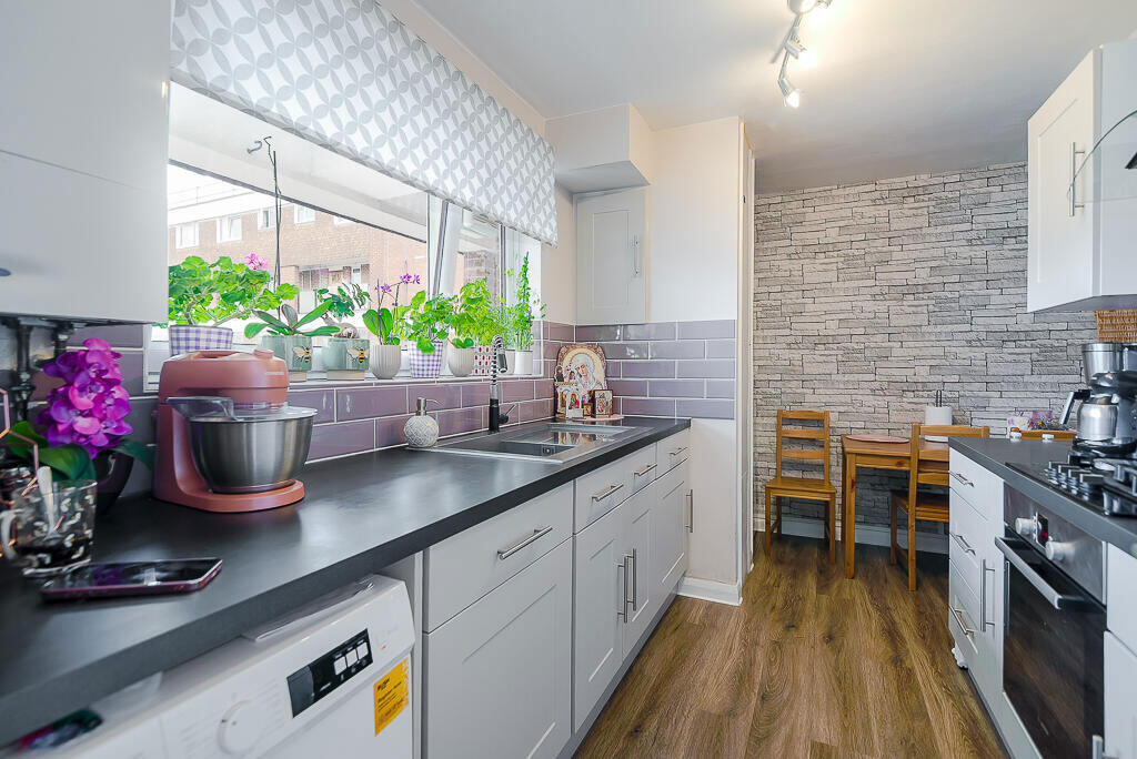 Clarence Lane, London, SW15 5PZ