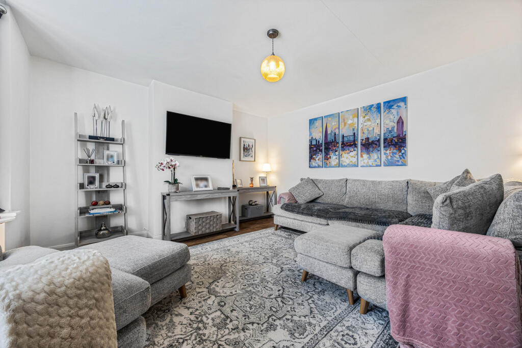 House in Reading - View 4