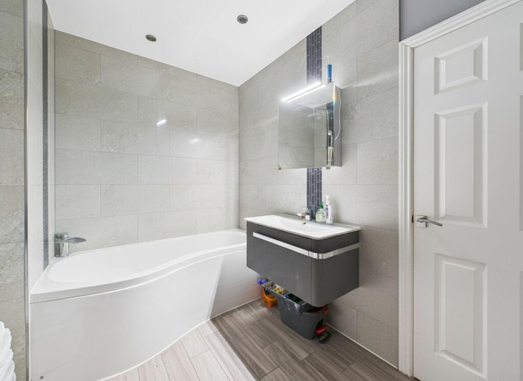 Additional image 6 of Kennedy Close, London Colney, St. Albans, Hertfordshire, AL2 1GR