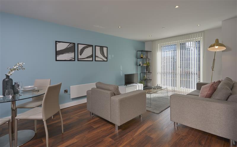 Apartment in Salford, Trinity, Lower Broughton - View 3
