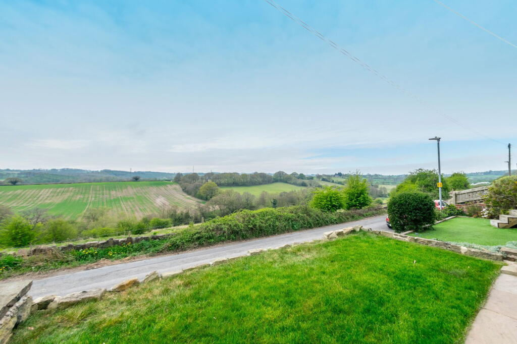 House in Kirklees, West Yorkshire - View 3