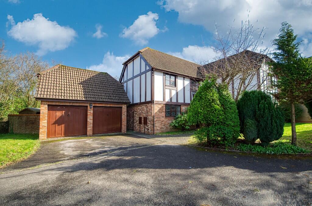 Main image of property: Hornbeam Gardens, West End, Hampshire, SO30