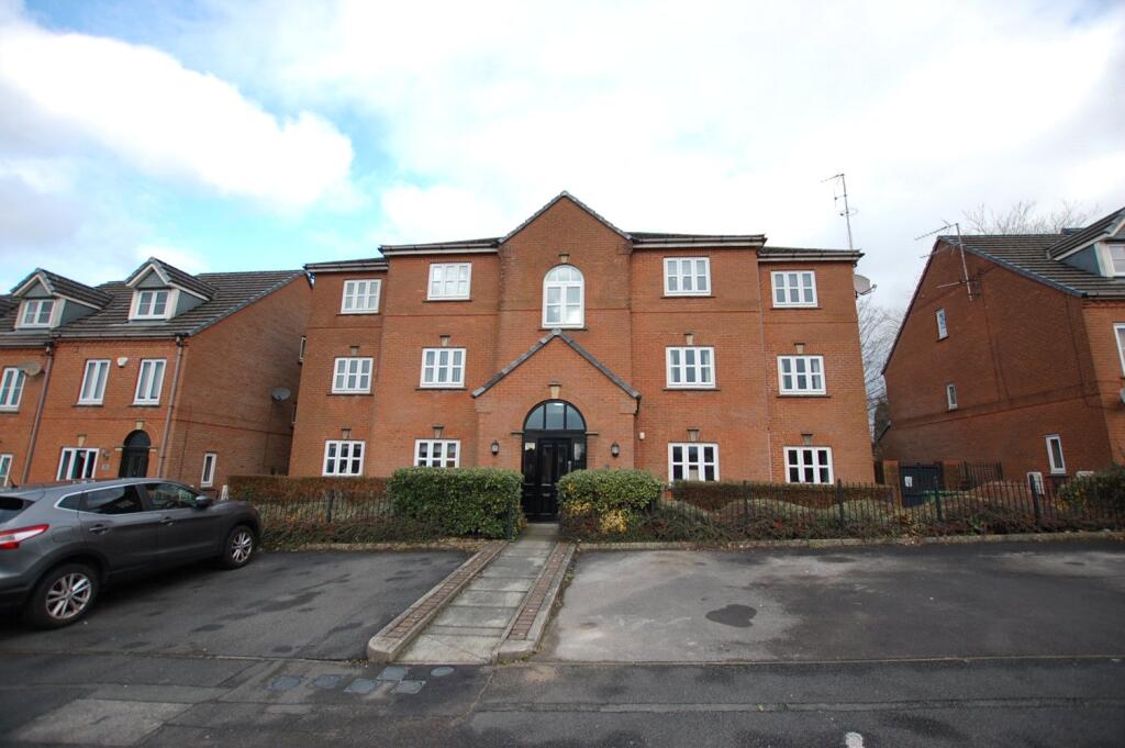 Main image of property: Lower Carrs, Ashton-under-Lyne, Greater Manchester, OL6