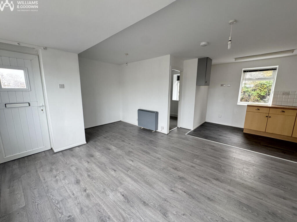 Llain Y Bwthyn, Trearddur Bay, Anglesey, LL65 photo 4