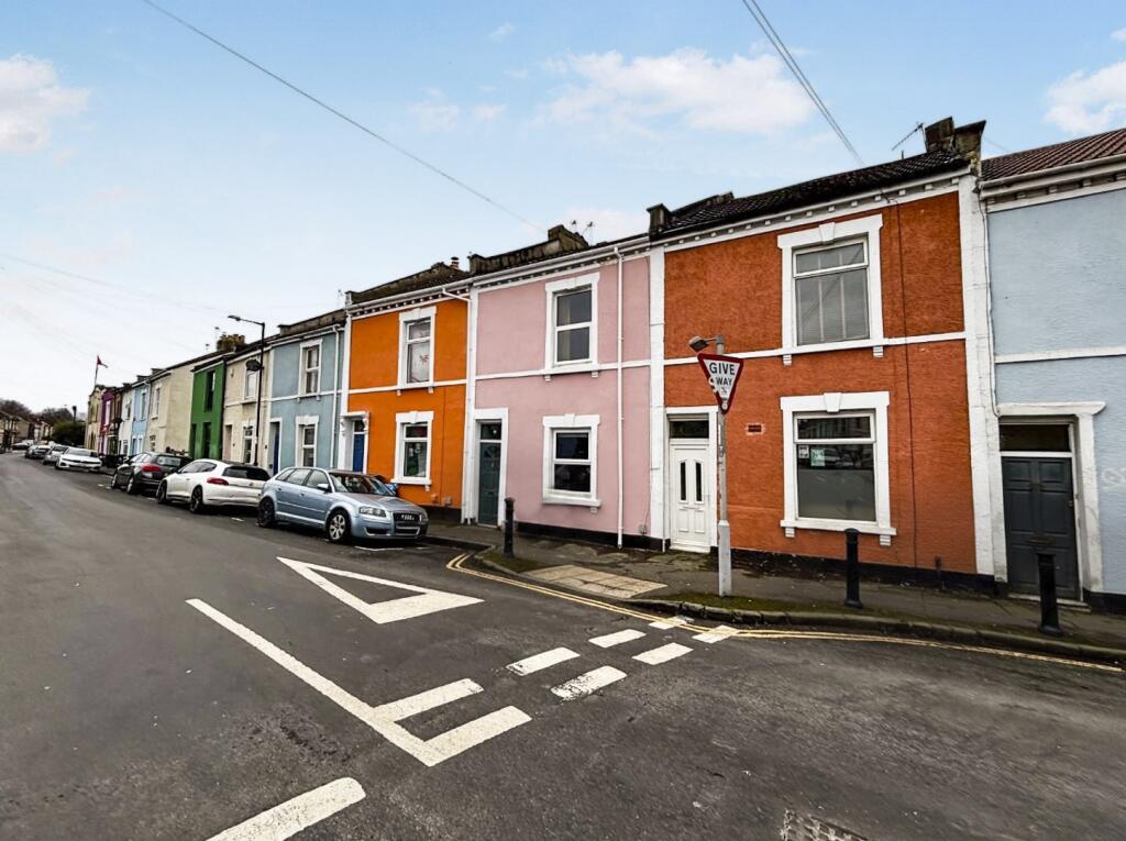 Main image of property: Chelsea Road, Easton, Bristol BS5 6AS