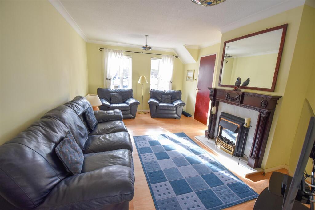 House in Epping Forest, Marden Ash, Ongar - View 2