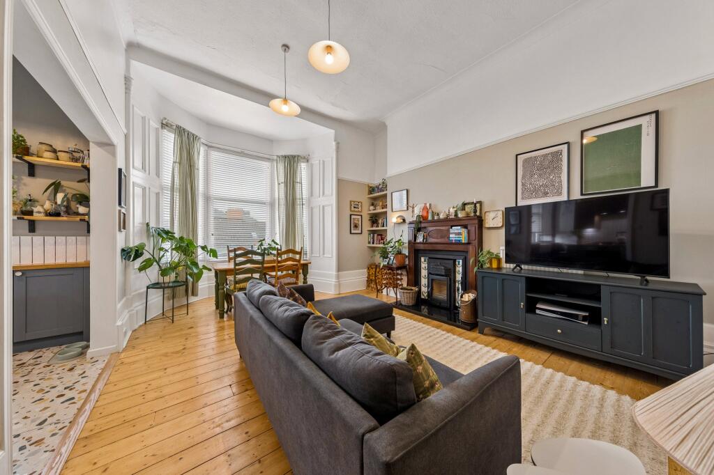 Apartment in Glasgow - View 3