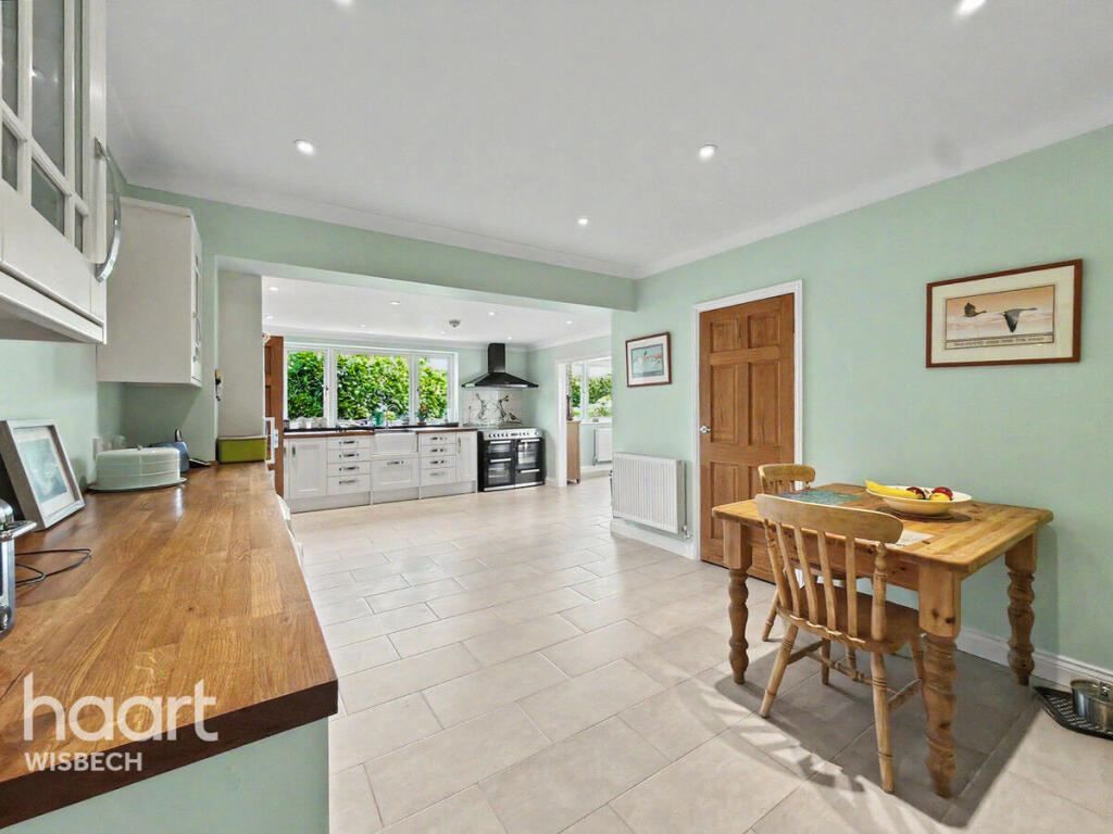 Croft Road, Upwell photo 4