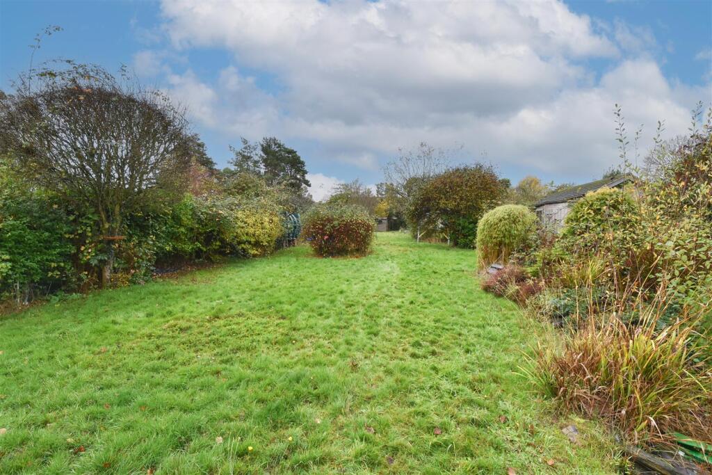House in Brentwood, Doddinghurst - View 3