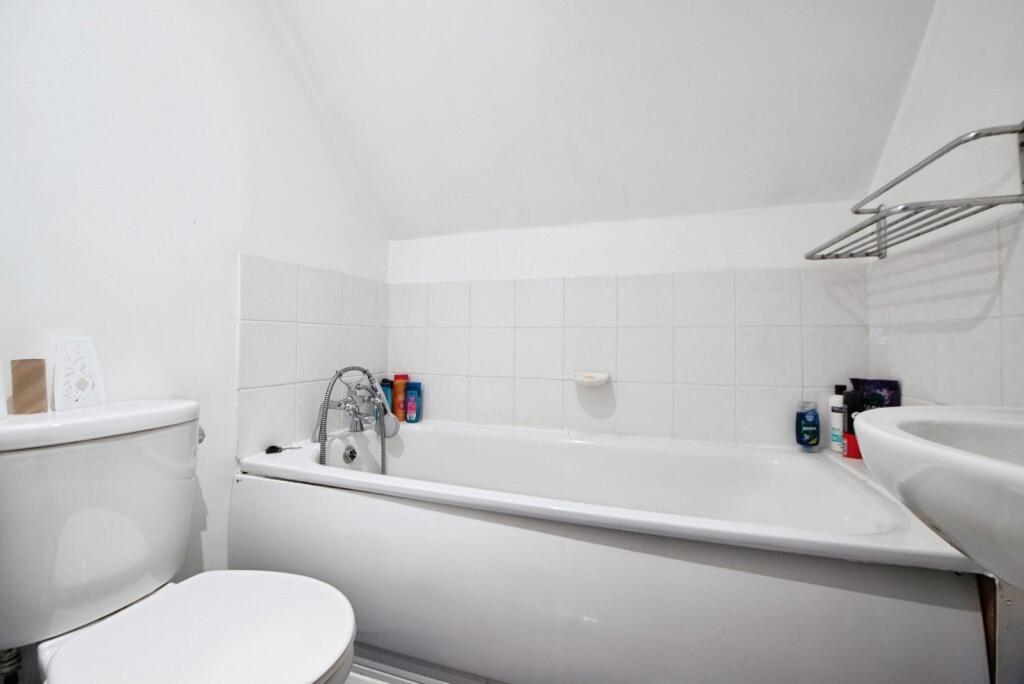 Apartment in Portsmouth - More