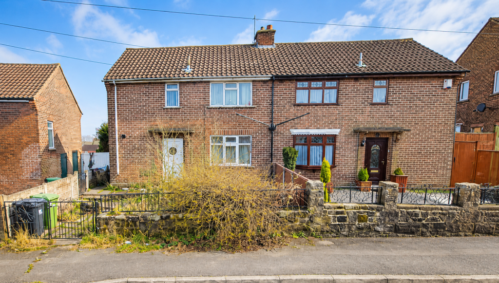 2-bed semi-detached on 7 Ash Crescent, Derbyshire, DE5 3PS, £39,000