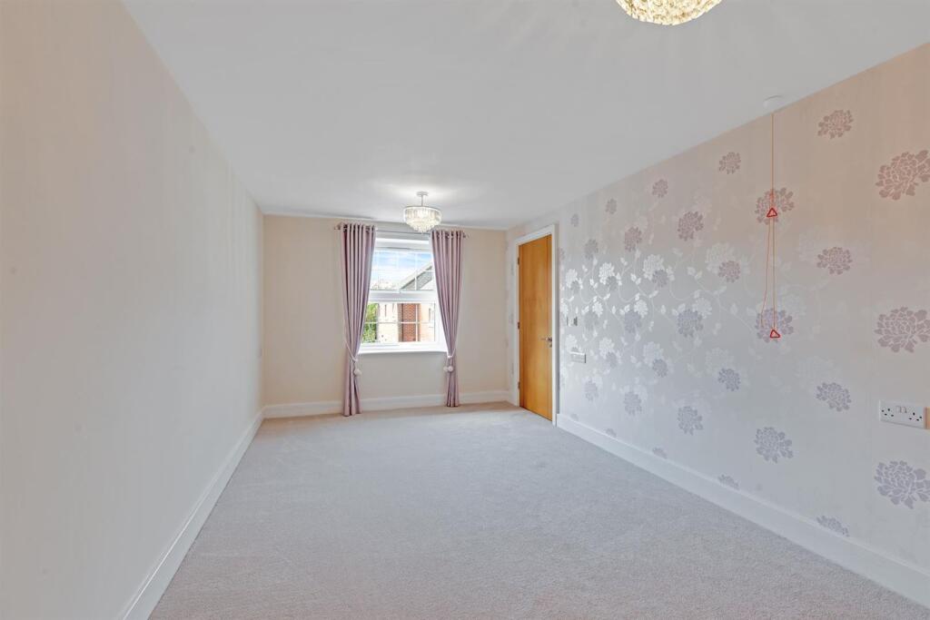 Apartment in Epping Forest, Ongar - View 4