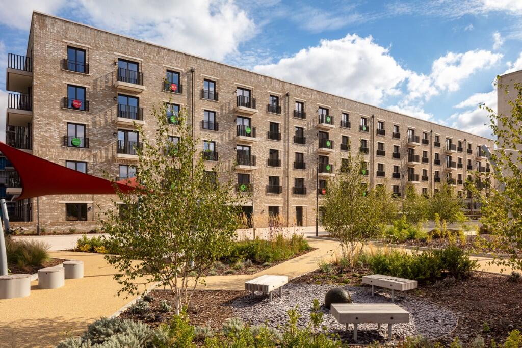 Main image of property: 3 Greenway House, 3 Melsetter Road, London, E17