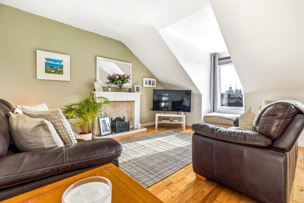 Apartment in Glasgow - View 4