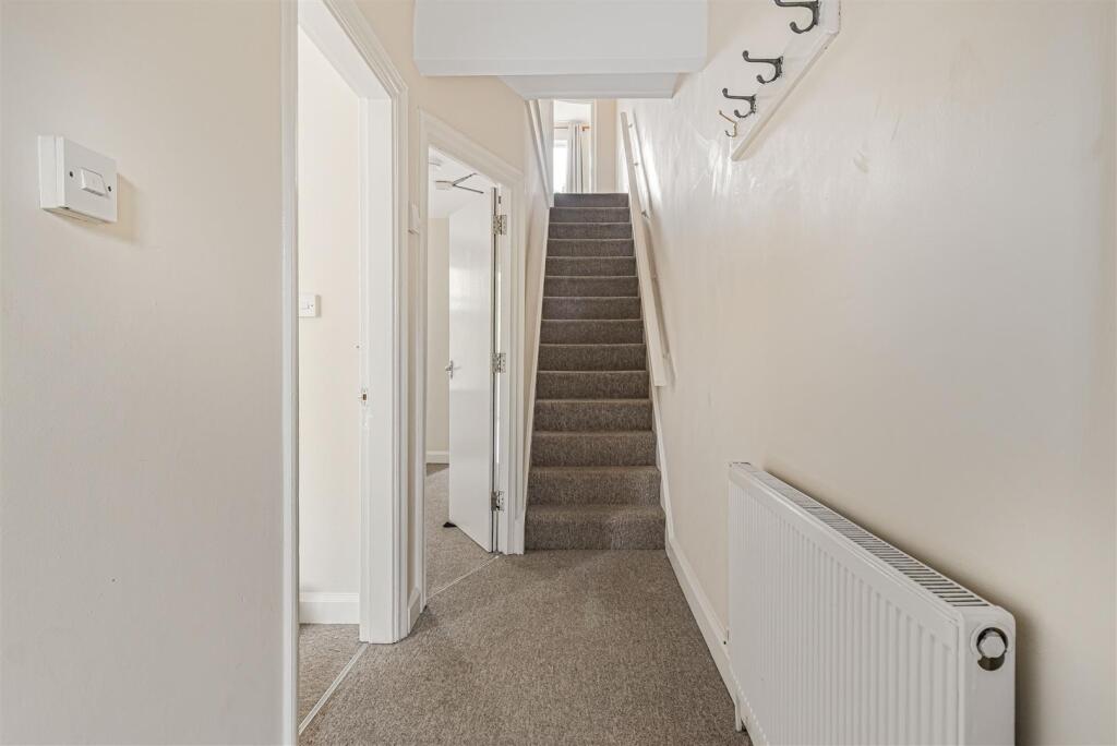 House in Cambridge - View 2