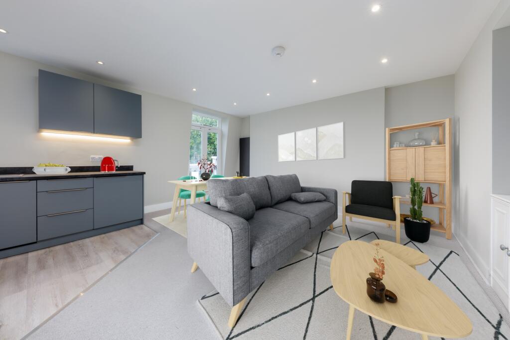 Apartment in London - View 3