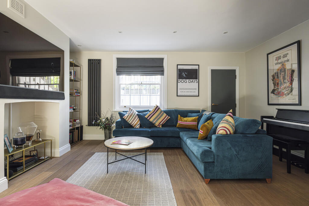 House in London - View 5