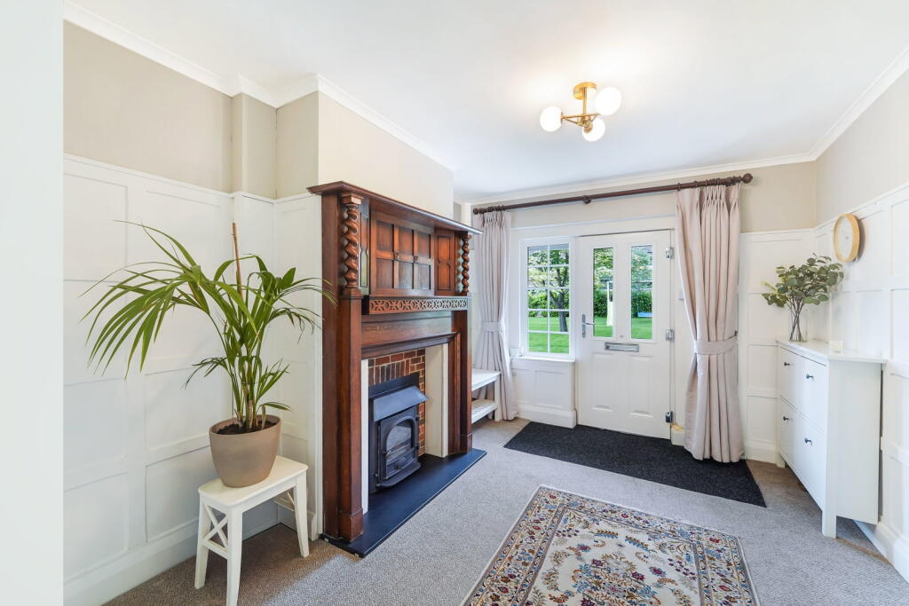 House in Tandridge, Godstone - View 5