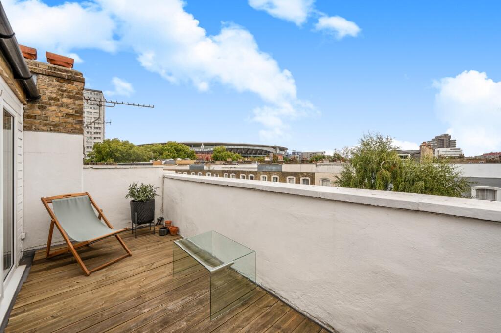 Apartment in London - More