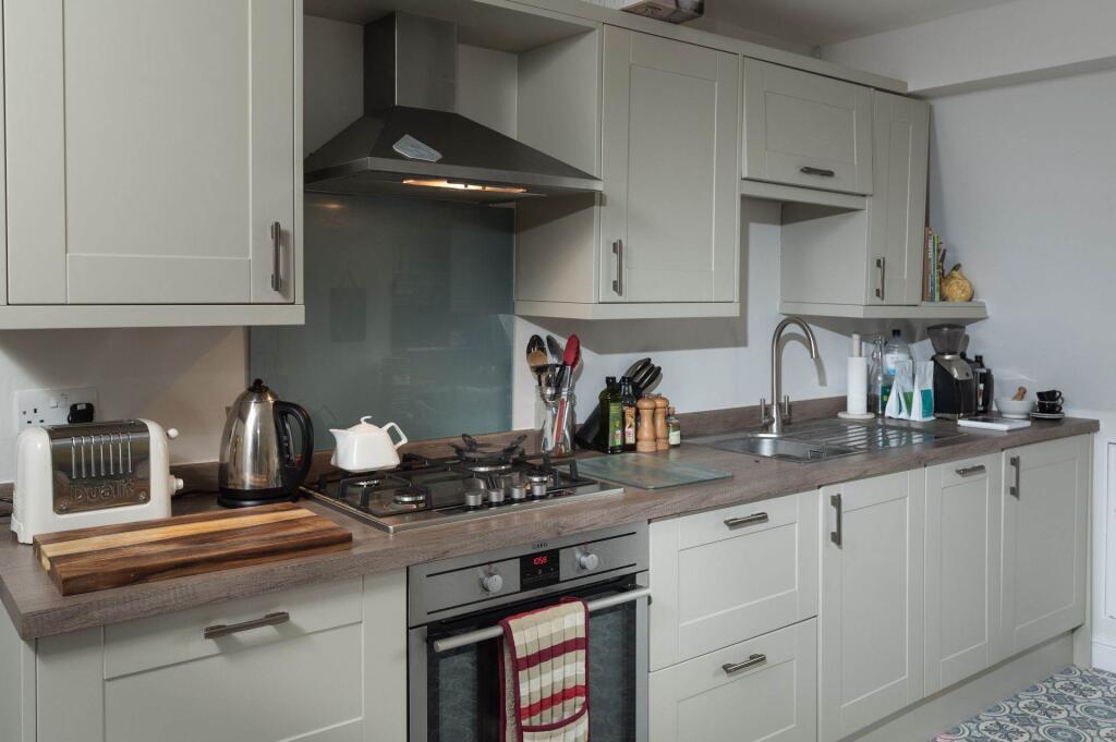 Apartment in Bath - View 2