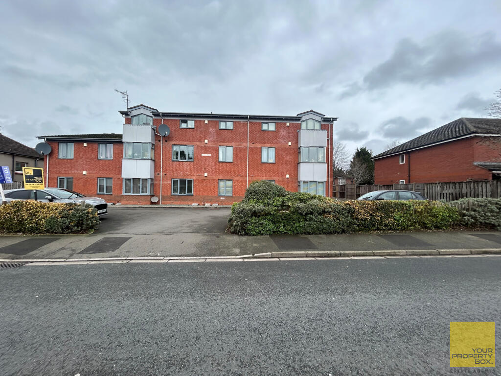 Main image of property: Pinewood House, Coombs Road, Worcester, WR3 7HW