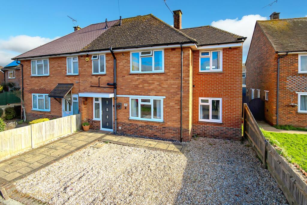 Main image of property: Shardeloes Road, Angmering, BN16