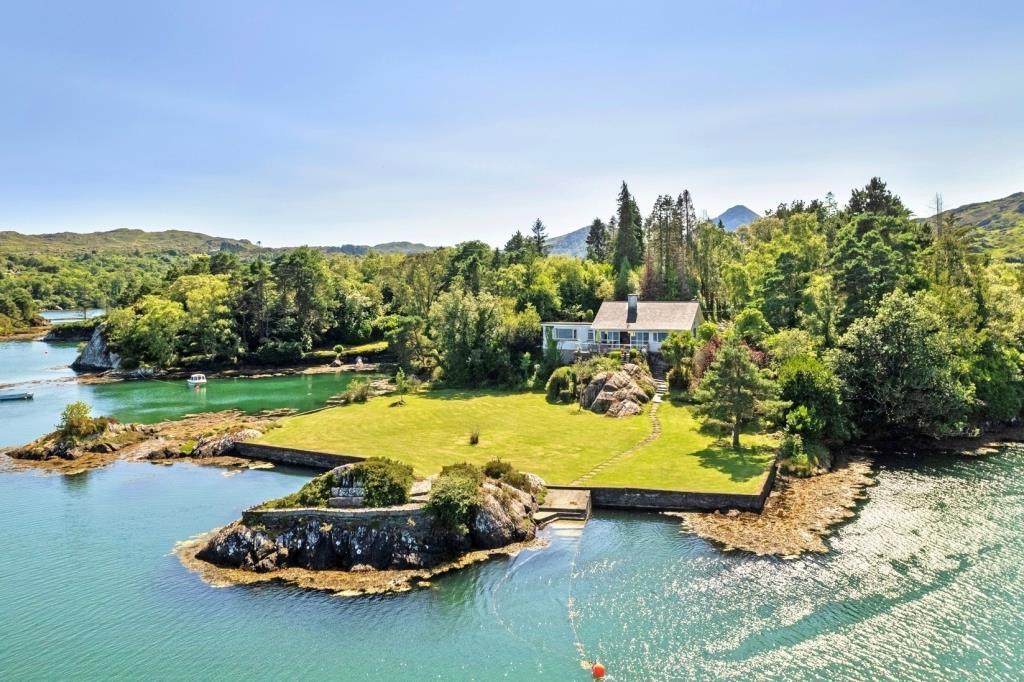 Main image of property: Brylands, Inchintaggart, Glengarriff, Co. Cork, P75 NA06