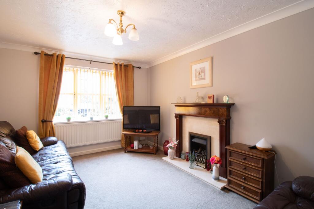 House in Blackwood, Caerphilly - View 4