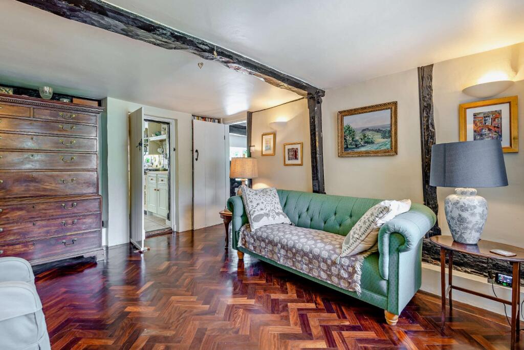 Pinfold Lane, Ashampstead, Berkshire - View 5