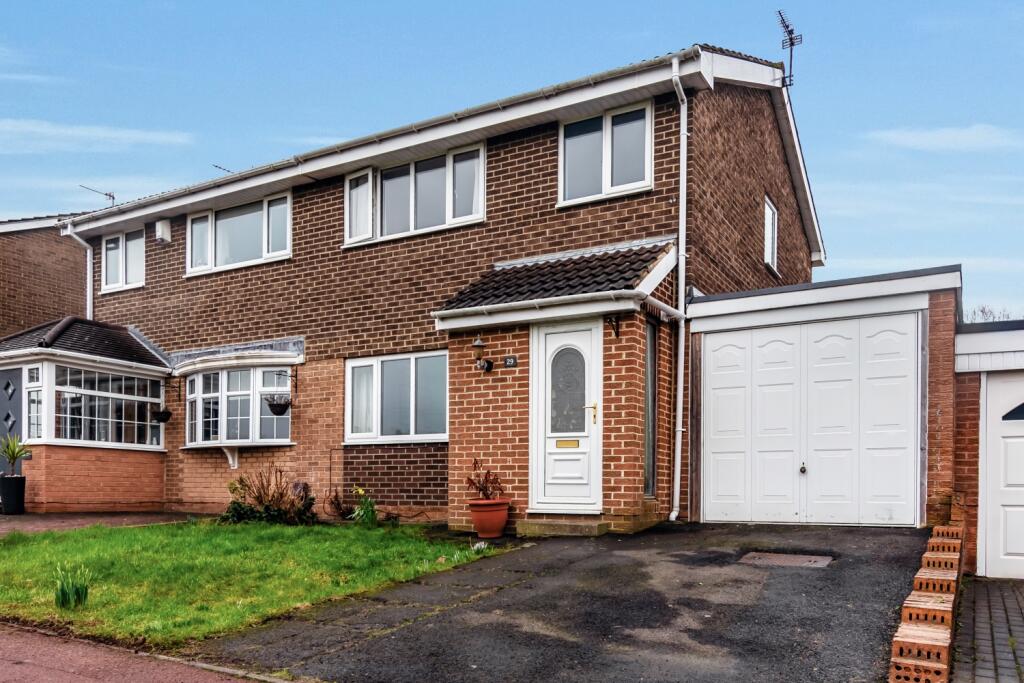 Main image of property: AVEBURY DRIVE, WASHINGTON, TYNE AND WEAR, NE38