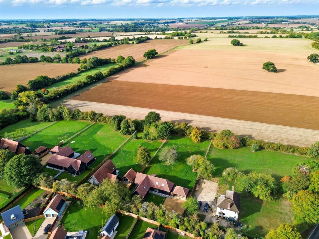 Brent Hall Road, Finchingfield photo 3