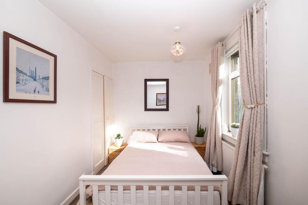 House in Edinburgh, West Lothian - View 4