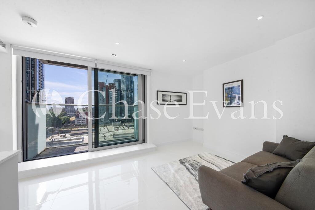 Main image of property: Pan Peninsula, Pan Peninsula Square, Canary Wharf, London, E14