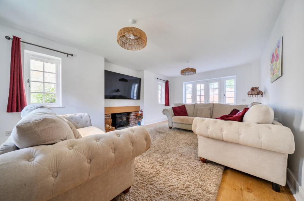 House in Northampton - More