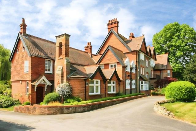 Main image of property: Riverside House, Burcot, Abingdon, OX14